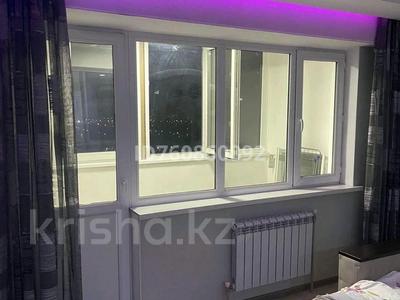1-комнатная квартира · 43 м² · 10/10 этаж, мкр Аксай-5 25 — Момышулы Маречка за 260 000 ₸ в Алматы, Ауэзовский р-н