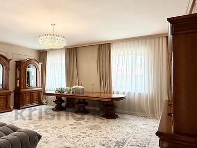 Продажа домов и дачи в Акмолинской обл.: Отдельный дом · 6 комнат · 240 м² · 10 сот., Жамбыл жабаева 43 за 120 млн 〒 Отдельный дом · 6 комнат · 240 м² · 10 сот., Жамбыл жабаева 43 за 120 млн 〒 в Косшы