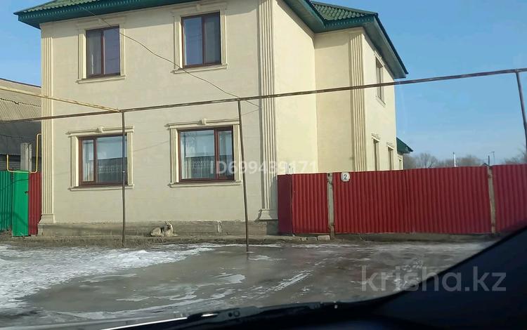 Отдельный дом · 7 комнат · 200 м², мкр. Зачаганск пгт, Беляева — Престиж за 500 000 〒 в Уральске — фото 2