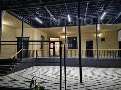 Отдельный дом · 6 комнат · 220 м² · 8 сот., мкр Асар-2 2965 — Алматинская трасса за 79 млн ₸ в Шымкенте, Абайский р-н
