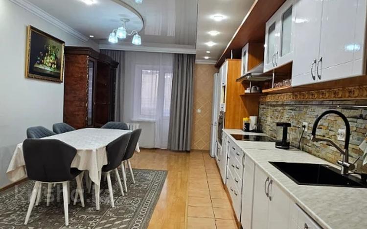 4-комнатная квартира · 163.3 м² · 7/9 этаж, Валиханова — Кенесары за 63.5 млн ₸ в Астане, р-н Байконур — фото 7