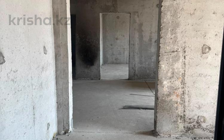 3-бөлмелі пәтер · 93 м² · 7/7 қабат, Касыма Шарипова 206/9, бағасы: ~ 34.5 млн ₸ в Алматы — фото 2