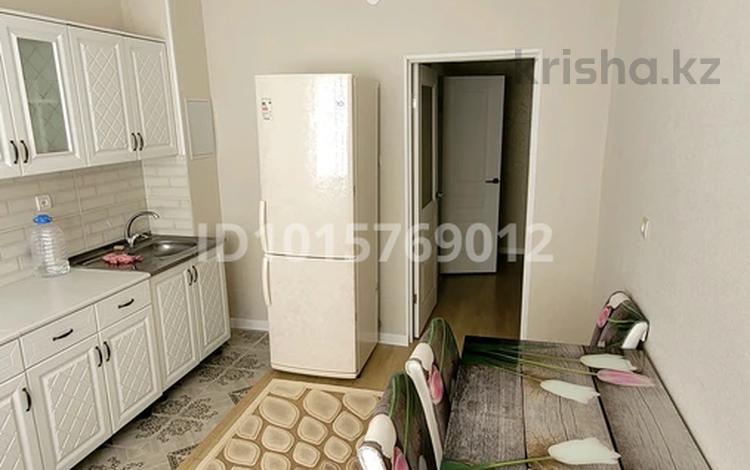 1-комнатная квартира · 45 м² · 4/6 этаж, 32В мкр 12 за 140 000 ₸ в Актау — фото 2