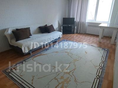 2-бөлмелі пәтер · 54 м² · 2/5 қабат, 1 ш/а 8 /1 — Есет батыра, бағасы: 18 млн ₸ в Актобе, мкр 5