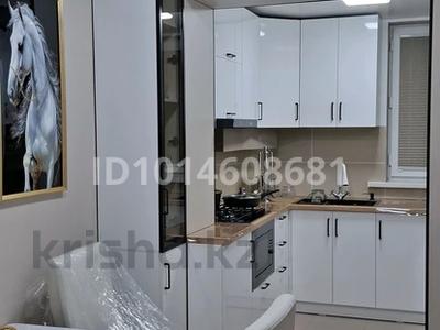 2-комнатная квартира · 48 м² · 3/6 этаж, 8-й микрорайон 60 — ул. Колхозная за 330 000 ₸ в Шымкенте, Туран р-н