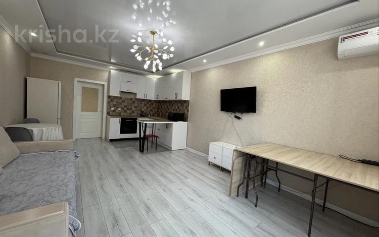 2-бөлмелі пәтер · 75 м² · 16/18 қабат, Брусиловского 167, бағасы: 350 000 ₸ в Алматы, Алмалинский р-н — фото 2
