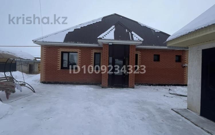 Отдельный дом · 4 комнаты · 108 м² · 8 сот., Балдаурен 22 за 40 млн ₸ в Уральске — фото 2