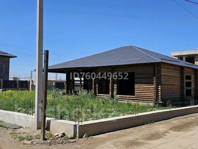 Отдельный дом · 6 комнат · 240 м² · 9 сот., Жусипа баласагуна — Мегастробетон за 35 млн ₸ в Туздыбастау (Калинино)