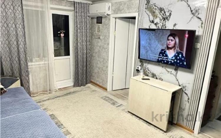 3-комнатная квартира · 48 м² · 4/5 этаж, Майкудук, 17й микрорайон за 12.7 млн ₸ в Караганде, Алихана Бокейханова р-н — фото 2