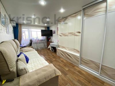 3-бөлмелі пәтер · 59 м² · 5/5 қабат, 21-шағынаудан 11, бағасы: 14 млн ₸ в Караганде, Алихана Бокейханова р-н