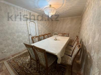 Продажа квартир в Шымкенте: 4-комнатная квартира · 80 м² · 1/5 этаж, 8-й микрорайон, 8-й микрорайон — Партия Amanat за 30 млн 〒 4-комнатная квартира · 80 м² · 1/5 этаж, 8-й микрорайон, 8-й микрорайон — Партия Amanat за 30 млн 〒 в Шымкенте, Туран р-н