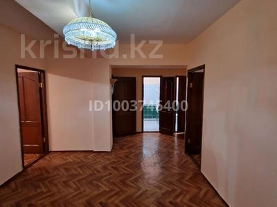 4-комнатная квартира · 100 м² · 5/5 этаж, Водник 2 7 — Находится за мечетью за 32 млн 〒 в Боралдае (Бурундай), мкр Водник-2