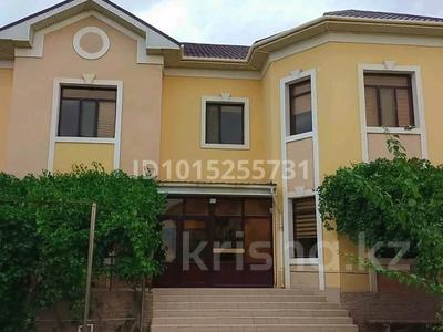 Отдельный дом · 12 комнат · 500 м² · 10 сот., мкр "Шыгыс 2" — "Анвар" за 1.5 млн ₸ в Актау, мкр "Шыгыс 2"