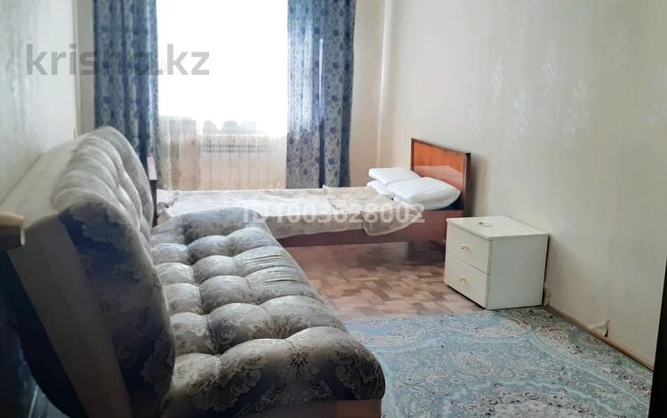 3-бөлмелі пәтер · 59 м² · 2/4 қабат, мкр №3 28, бағасы: 300 000 ₸ в Алматы, Ауэзовский р-н — фото 2