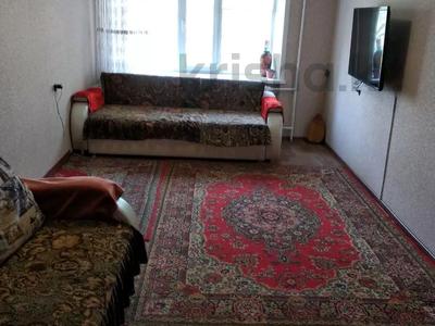 3-комнатная квартира, 62 м², 2/5 этаж, улица Камзина 10 за 20.5 млн 〒 в Павлодаре