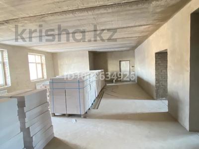 4-комнатная квартира · 115 м² · 4/5 этаж, Муканова 55г за 45 млн 〒 в Караганде, Казыбек би р-н