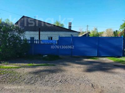 Жеке үй · 3 бөлме · 72 м² · 10 сот., мкр Михайловка — Бадина, бағасы: 20 млн 〒 в Караганде, Казыбек би р-н