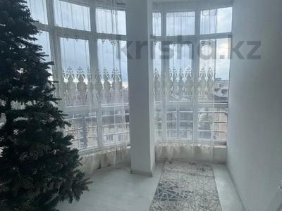 3-комнатная квартира · 128.4 м² · 8/10 этаж, Бактыгерея Кулманова 1а за 49 млн ₸ в Атырау
