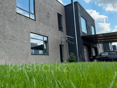 Часть дома · 5 комнат · 250 м² · 3 сот., Тепличная 10/1 за ~ 93.8 млн ₸ в Костанае