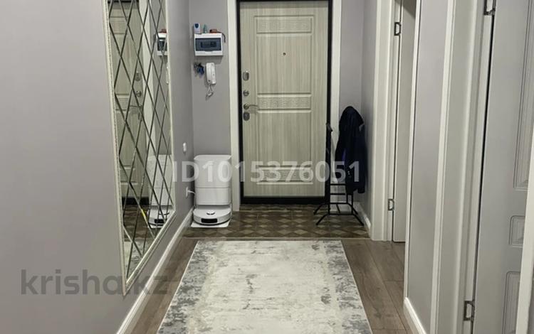 3-комнатная квартира · 86.2 м² · 4/5 этаж, мкр Юго-Восток, Мкрн Степной-2 14/5 — Школа Альтер за 50 млн ₸ в Караганде, Казыбек би р-н — фото 2