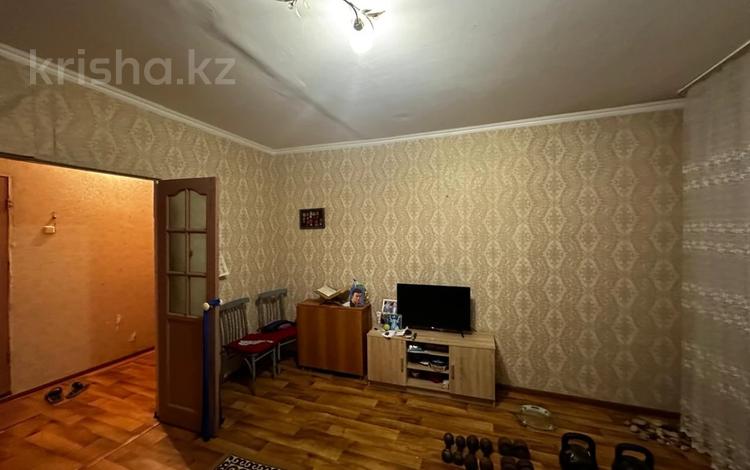 2-комнатная квартира · 54 м² · 4/9 этаж, Майкудук, Голубые пруды за ~ 18.4 млн 〒 в Караганде, Алихана Бокейханова р-н — фото 2