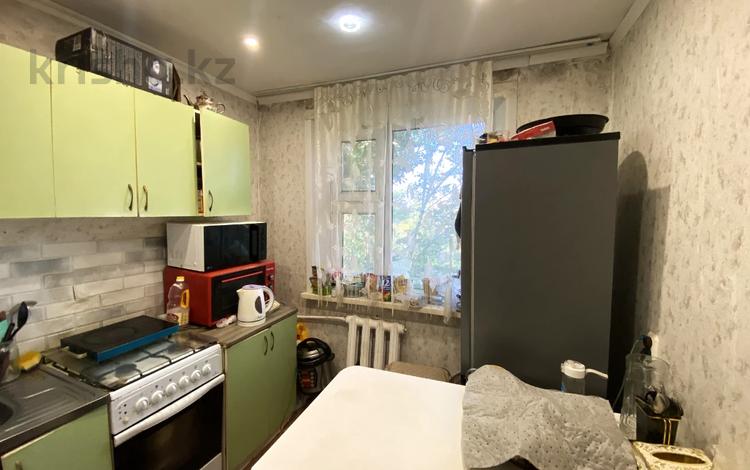 2-комнатная квартира · 48 м² · 5/5 этаж, Майкудук, 13 микрорайон — 50 лет Казахстана за 7.9 млн 〒 в Караганде, Алихана Бокейханова р-н — фото 2