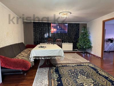 Отдельный дом · 5 комнат · 200 м² · 20 сот., Асылбекова за 23 млн 〒 в Караганде