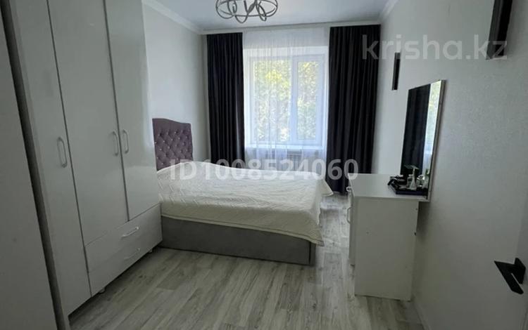 3-комнатная квартира · 80 м² · 2/2 этаж, Майкудук, Щорса 38 за 19 млн ₸ в Караганде, Алихана Бокейханова р-н — фото 2