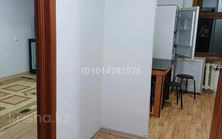 1-комнатная квартира · 36 м² · 5/9 этаж, мкр 8 293 — Красный крест, хлебкомбинат за 130 000 ₸ в Актобе — фото 2