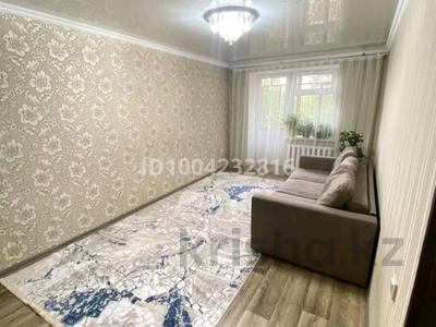 3-бөлмелі пәтер · 60 м² · 2/5 қабат, Проспект Бухар жырау 56, бағасы: 170 000 〒 в Караганде, Казыбек би р-н