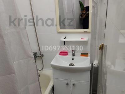 2-комнатная квартира · 45 м² · 2/5 этаж, Абая 37 за 170 000 ₸ в Уральске, мкр Школьник