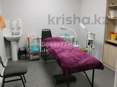 Салоны красоты, медцентры и аптеки · 11 м² за 100 000 ₸ в Алматы, Турксибский р-н