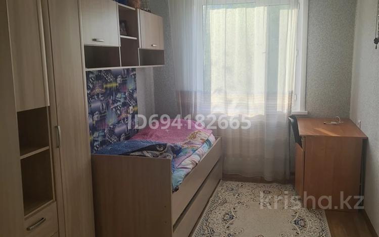 4-комнатная квартира · 79 м² · 5/5 этаж, мкр Юго-Восток, камали дуйсенбекова 55 за 25 млн ₸ в Караганде, Казыбек би р-н — фото 2