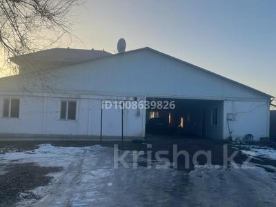 Отдельный дом · 7 комнат · 160 м² · 6 сот., Жолбаланган 133 — Центр за 35 млн 〒 в Уштереке