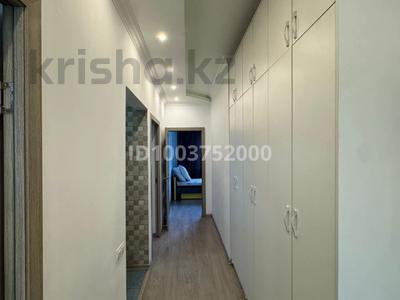 3-бөлмелі пәтер · 70 м² · 3/9 қабат, Ақсай-1 ш/а. 18, бағасы: 50 млн ₸ в Алматы, Ауэзовский р-н