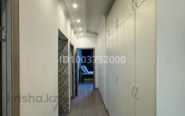 3-бөлмелі пәтер · 70 м² · 3/9 қабат, Ақсай-1 ш/а. 18, бағасы: 50 млн ₸ в Алматы, Ауэзовский р-н — фото 2