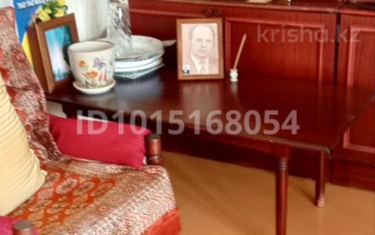 3-комнатная квартира · 61 м² · 5/9 этаж, мкр Юго-Восток, мкр Юго-Восток, 30й микрорайон 7 за 25 млн ₸ в Караганде, Казыбек би р-н — фото 2