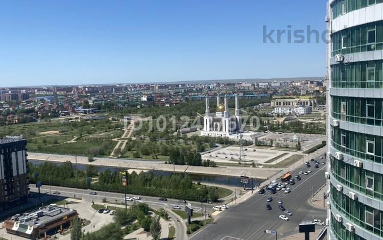 1-комнатная квартира · 40 м² · 23/25 этаж, мкр 11 112 в — пр-т Абылхайырхана ул. М. Маметова за 10 млн 〒 в Актобе — фото 2