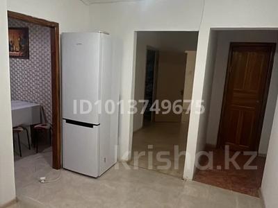 4-комнатная квартира · 94.4 м² · 5/6 этаж, мкр 4 31 — рядом с Ural Car City-GS SERVICE за 34.5 млн ₸ в Уральске