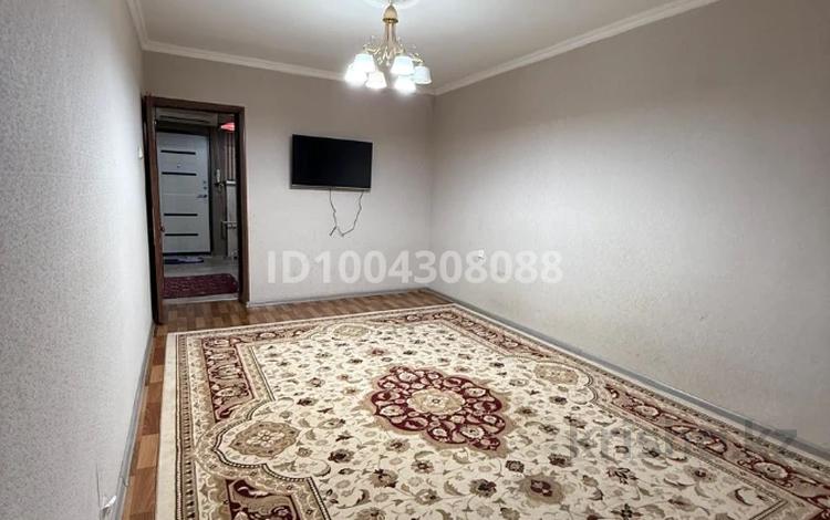 2-бөлмелі пәтер · 46 м² · 4/7 қабат, 8-й мкр 8 — Возле дом быта, бағасы: 12 млн ₸ в Актау — фото 2