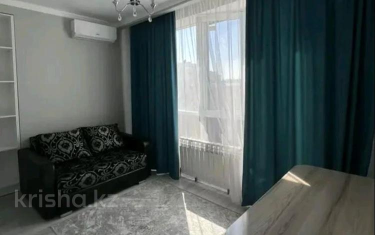 3-комнатная квартира, 60 м², 6/10 этаж помесячно, Назарбаева