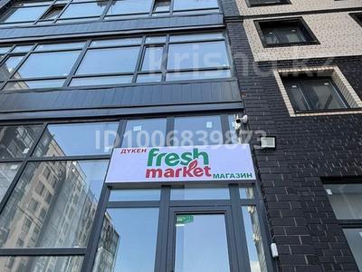 Офисы, магазины и бутики, салоны красоты, медцентры и аптеки, образование · 100 м² за 600 000 〒 в Уральске