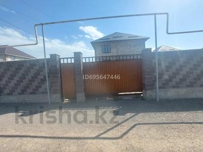 Отдельный дом · 8 комнат · 200 м² · 4 сот., мкр Мадениет — Айпара 15 за 50 млн 〒 в Алматы, Алатауский р-н