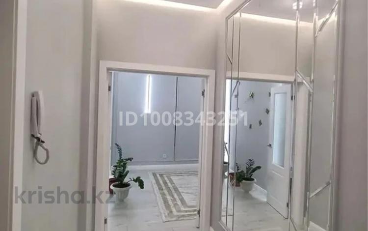 2-комнатная квартира · 60 м² · 14/18 этаж, Нажимеденова 23/2 за 43 млн ₸ в Астане, Сарайшык р-н — фото 42
