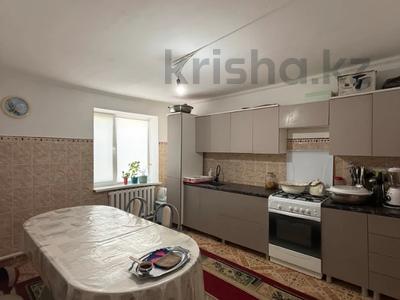 Жеке үй · 4 бөлме · 103.4 м² · 8 жүзд., Азербаева, бағасы: 17.5 млн ₸ в Актобе, жилой массив Жилянка