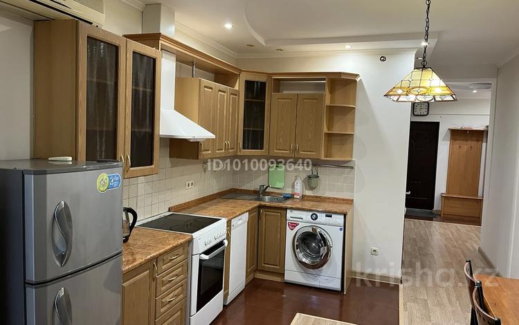 1-комнатная квартира · 55 м² · 3/15 этаж, Богенбай батыра 79 за 300 000 ₸ в Алматы, Медеуский р-н — фото 2