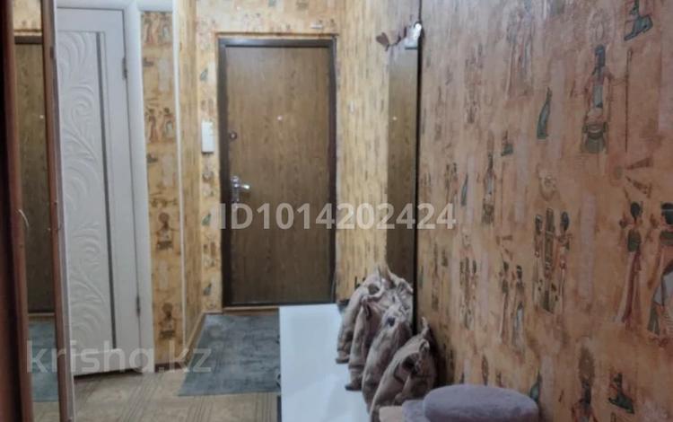 3-комнатная квартира · 55 м² · 4/5 этаж, мкр Тастак-3, Туркебаева 38 за 45 млн ₸ в Алматы, Алмалинский р-н — фото 2