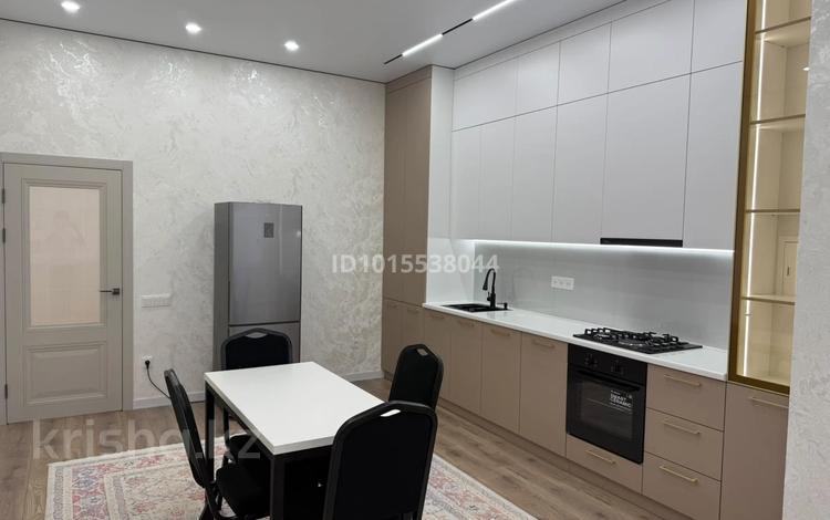 2-комнатная квартира · 84 м² · 8/10 этаж, 19-й мкр 33 за 300 000 ₸ в Актау — фото 2