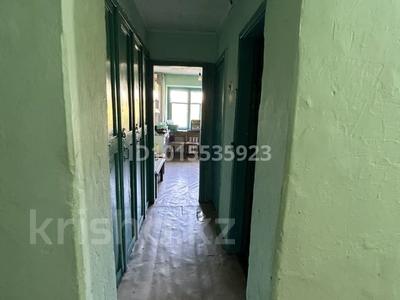 2-комнатная квартира · 33.2 м² · 4/5 этаж, Б-Гагарина 6/2 8 кв за 8 млн ₸ в Усть-Каменогорске, Ульбинский