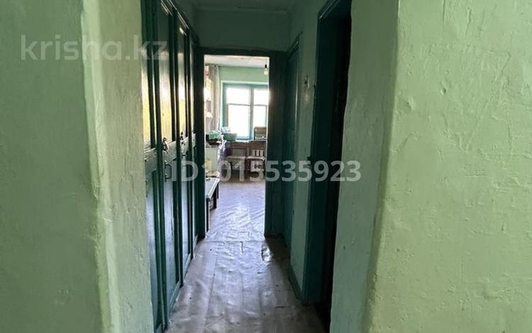 2-бөлмелі пәтер · 33.2 м² · 4/5 қабат, Б-Гагарина 6/2 8 кв, бағасы: 8 млн ₸ в Усть-Каменогорске, Ульбинский — фото 2